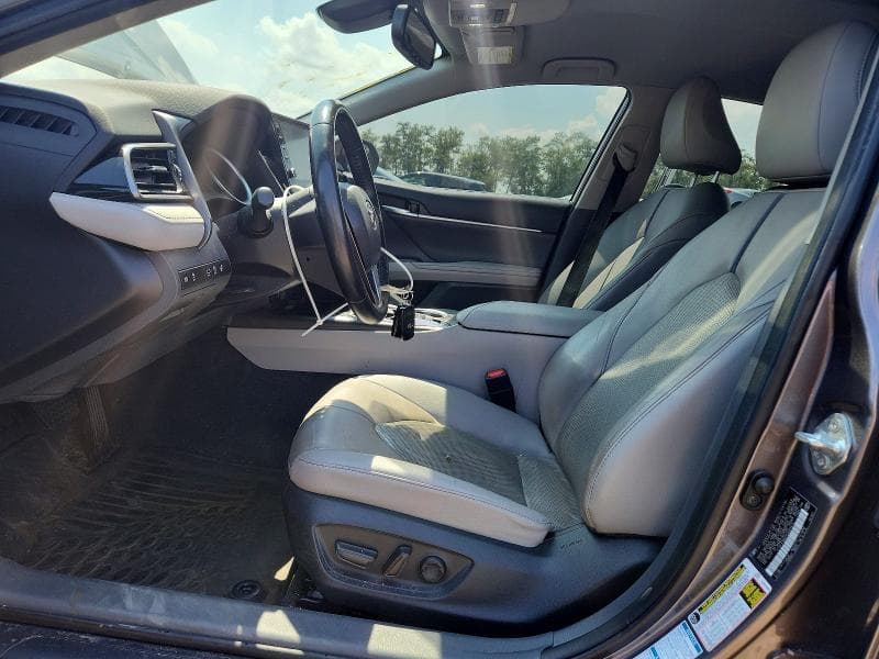 2023 TOYOTA CAMRY XLE 7