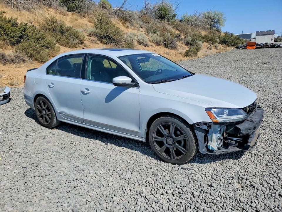 2017 VOLKSWAGEN JETTA SEL 4