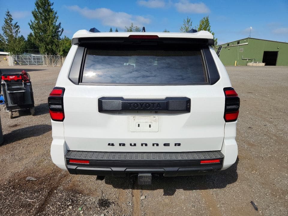 2026 TOYOTA 4RUNNER SR5 6
