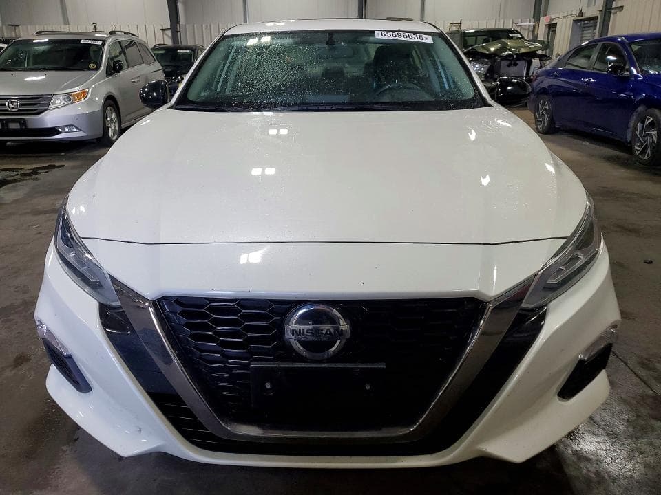 2019 NISSAN ALTIMA SR 5