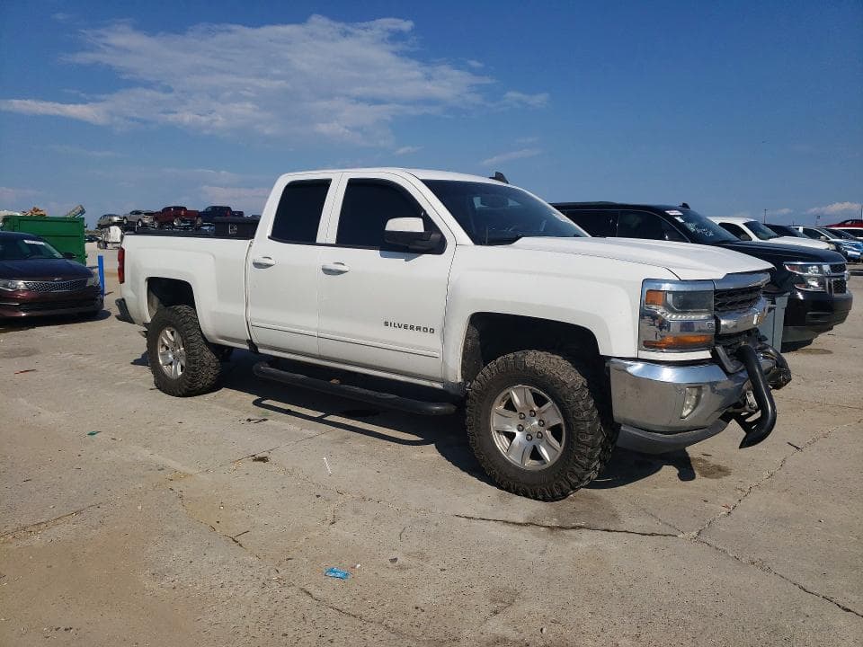 2017 CHEVROLET SILVERADO C1500 LT 4