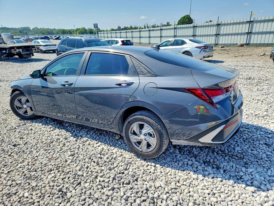 2024 HYUNDAI ELANTRA SE 2