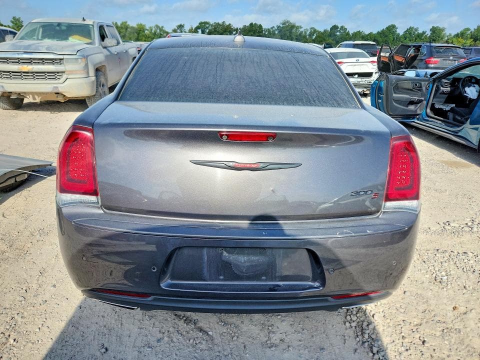 2022 CHRYSLER 300 S 6
