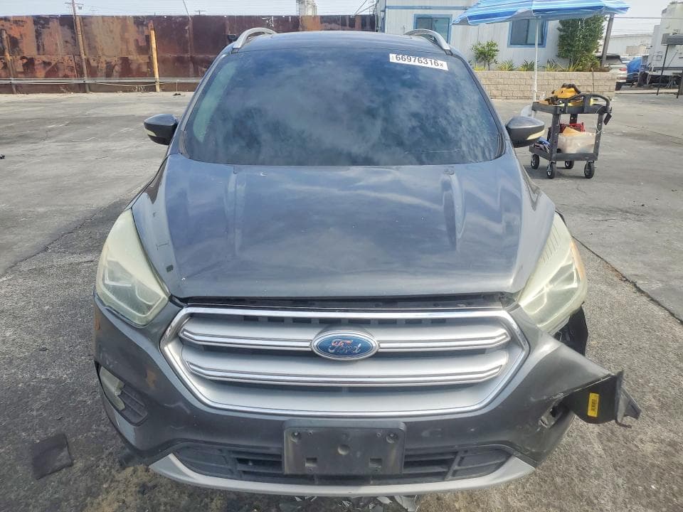 2017 FORD ESCAPE TITANIUM 5