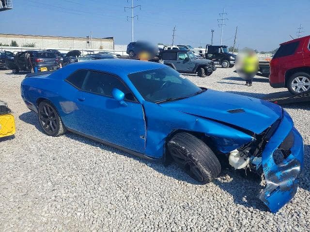 2019 DODGE CHALLENGER SXT 4
