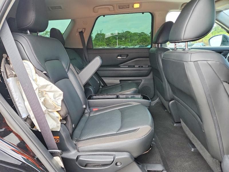 2023 NISSAN PATHFINDER SL 11