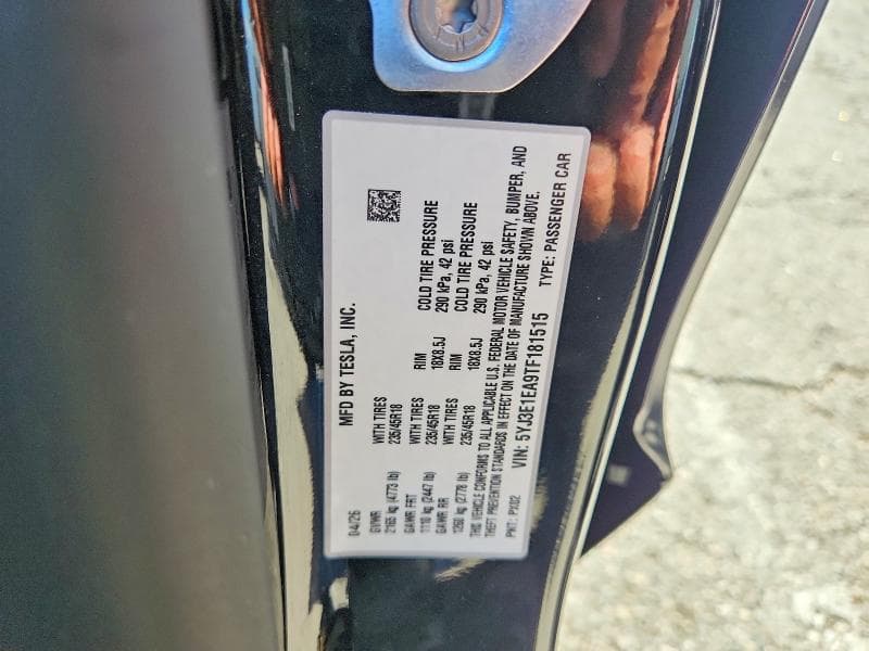 2026 TESLA MODEL 3 12