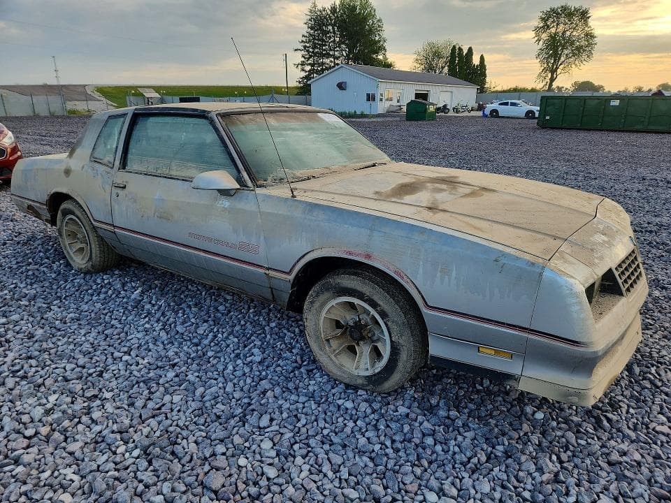 1986 CHEVROLET MONTE CARLO 4