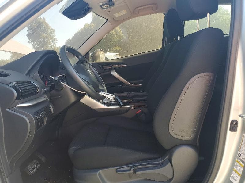 2024 MITSUBISHI ECLIPSE CROSS LE 7