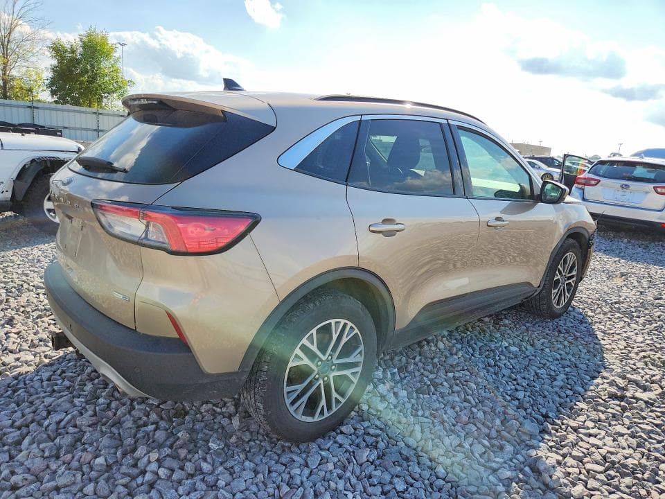 2020 FORD ESCAPE SEL 3