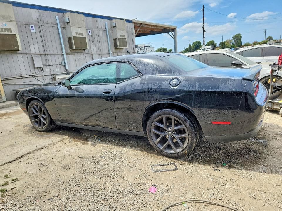 2019 DODGE CHALLENGER SXT 2