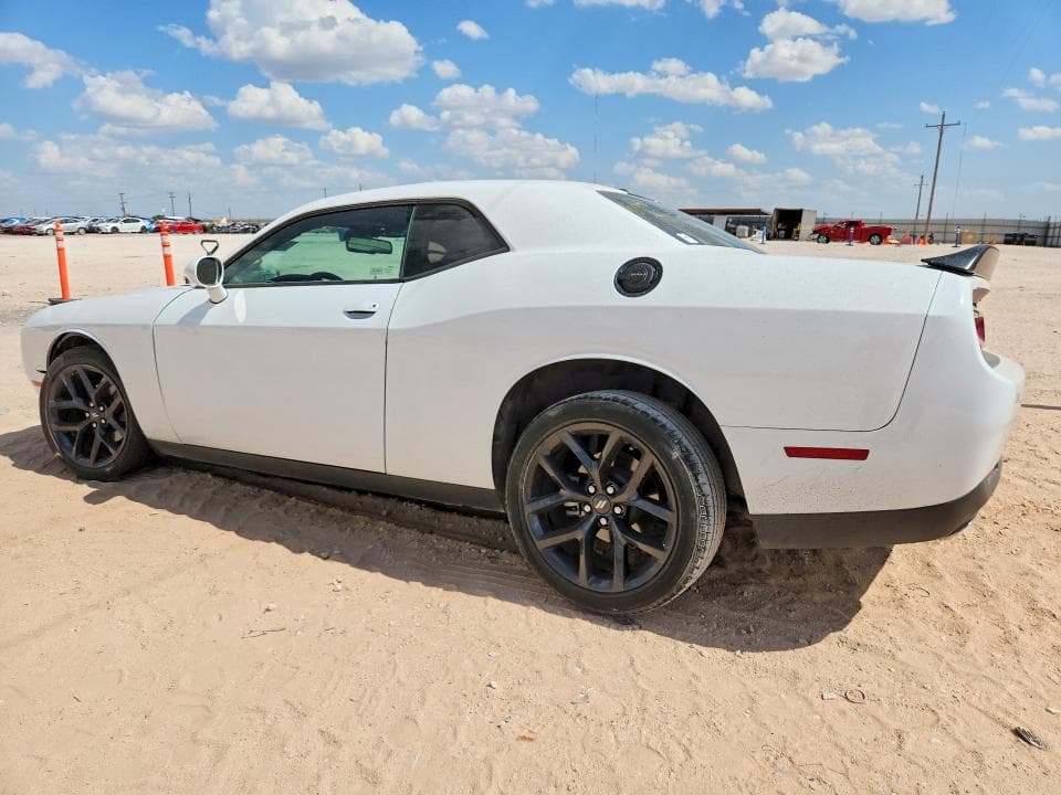2023 DODGE CHALLENGER SXT 2