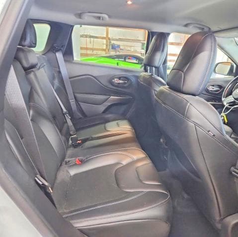 2021 JEEP CHEROKEE LATITUDE PLUS 10