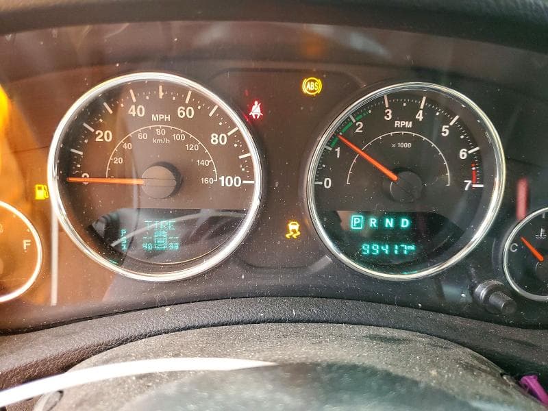 2018 JEEP WRANGLER UNLIMITED SPORT 9