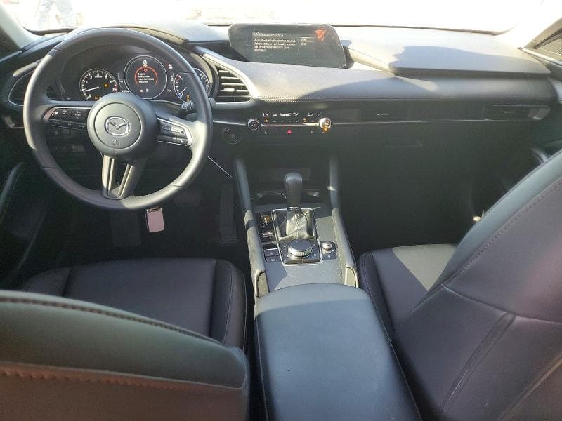 2026 MAZDA 3 PREFERRED 8