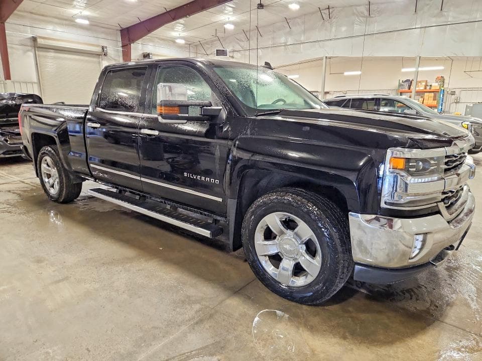 2017 CHEVROLET SILVERADO K1500 LTZ 4