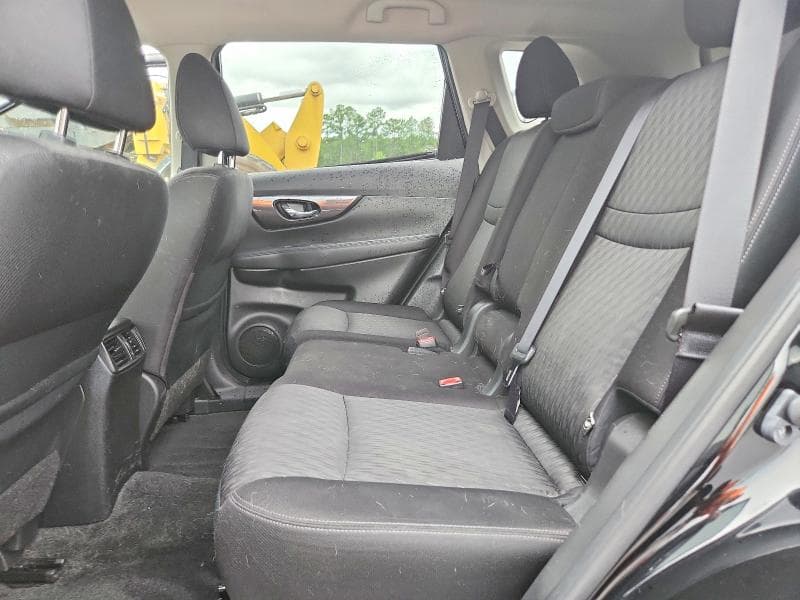 2019 NISSAN ROGUE SV 10