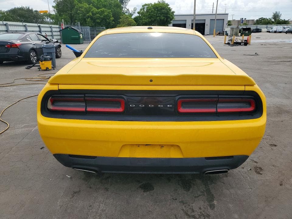 2019 DODGE CHALLENGER SXT 6