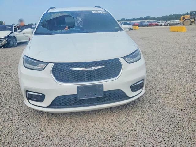 2022 CHRYSLER PACIFICA TOURING L 5