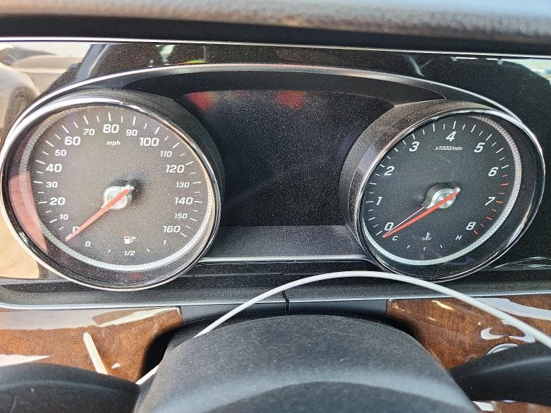 2017 MERCEDES-BENZ E 300 9