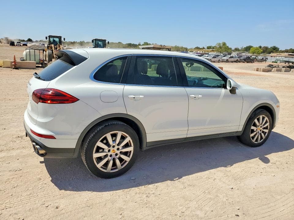 2017 PORSCHE CAYENNE S 3