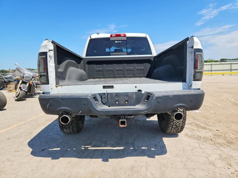2019 RAM 1500 CLASSIC SLT 6