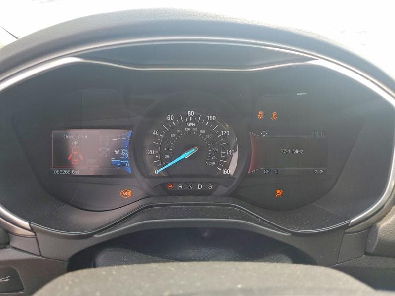 2019 FORD FUSION SE 9