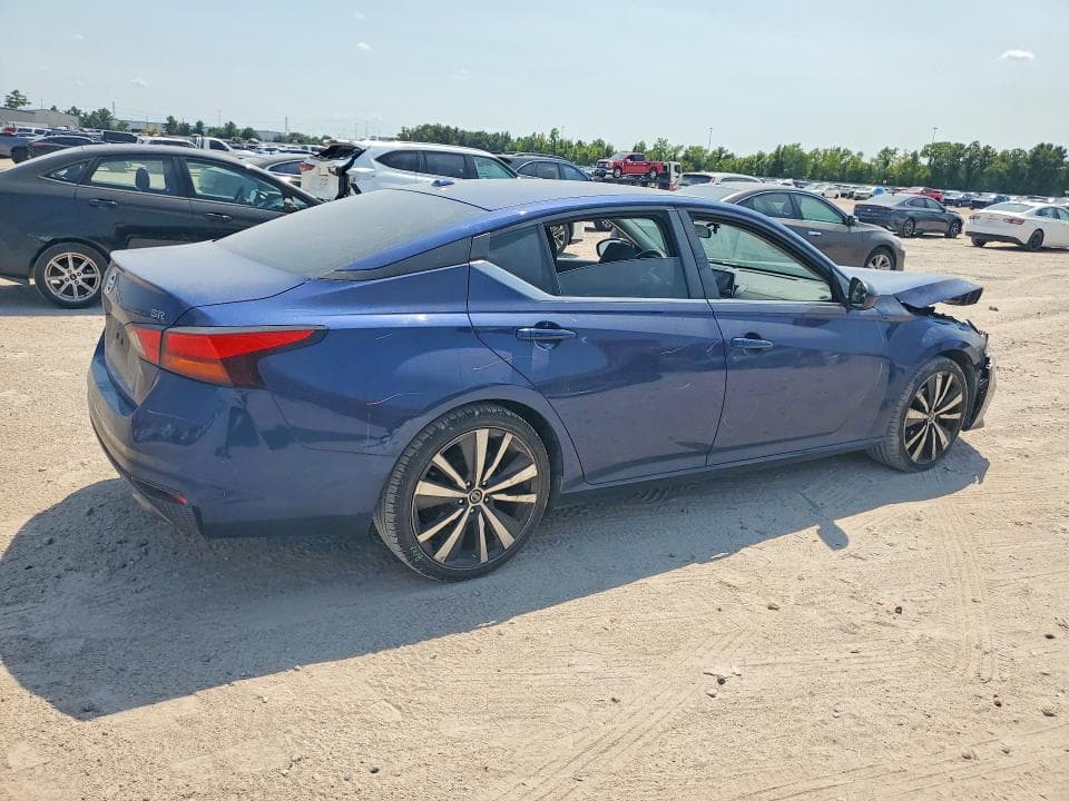2019 NISSAN ALTIMA SR 3