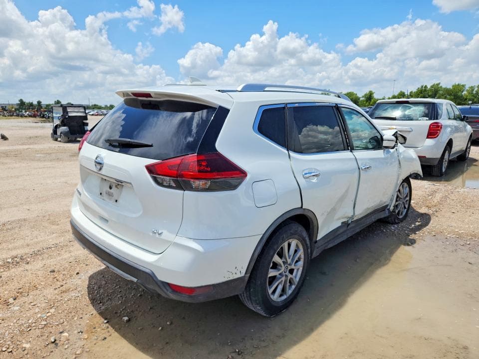 2018 NISSAN ROGUE S 3