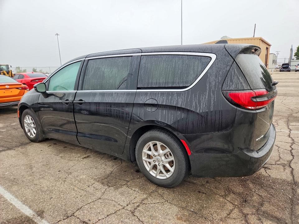 2024 CHRYSLER PACIFICA TOURING L 2
