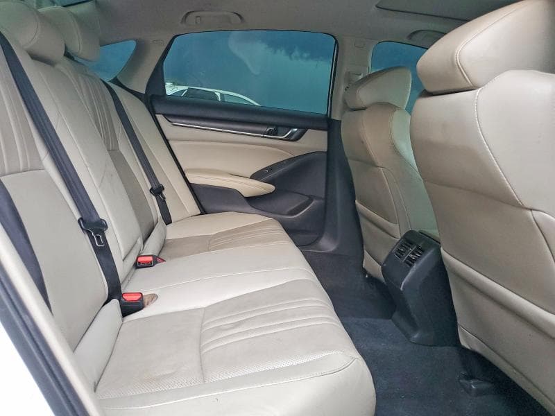 2020 HONDA ACCORD TOURING 10
