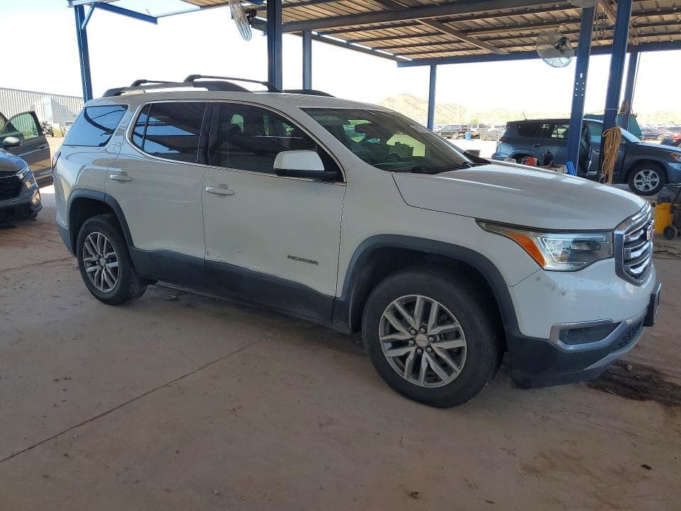 2017 GMC ACADIA SLE 4