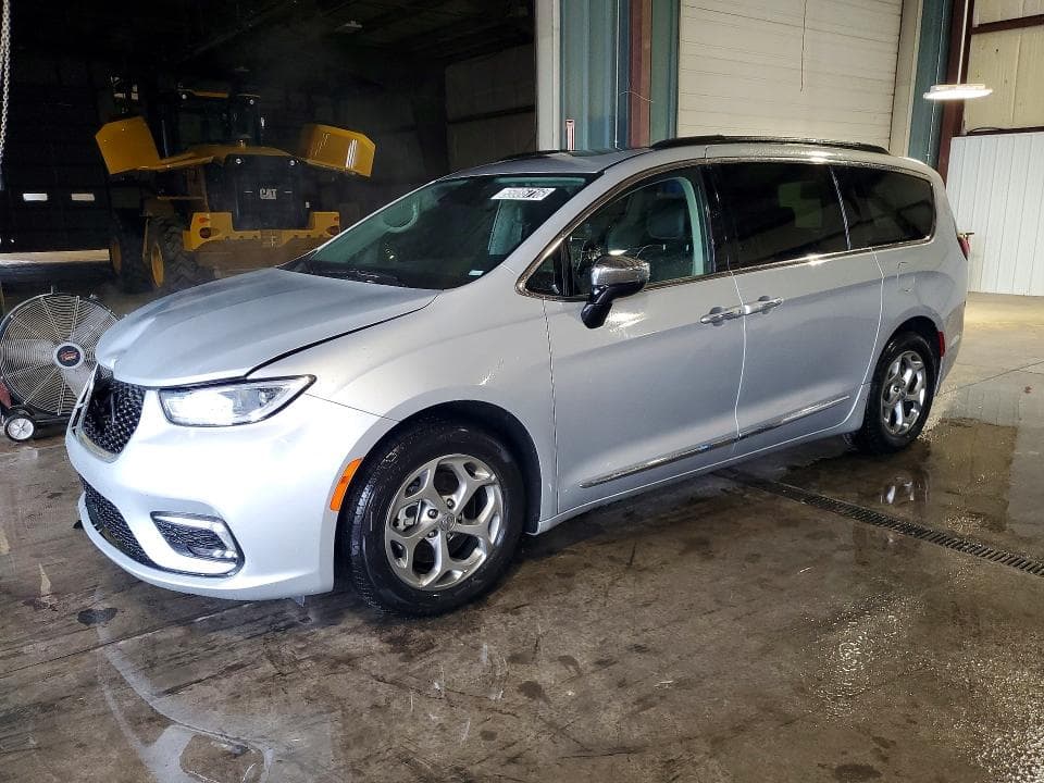 2023 CHRYSLER PACIFICA LIMITED - 1