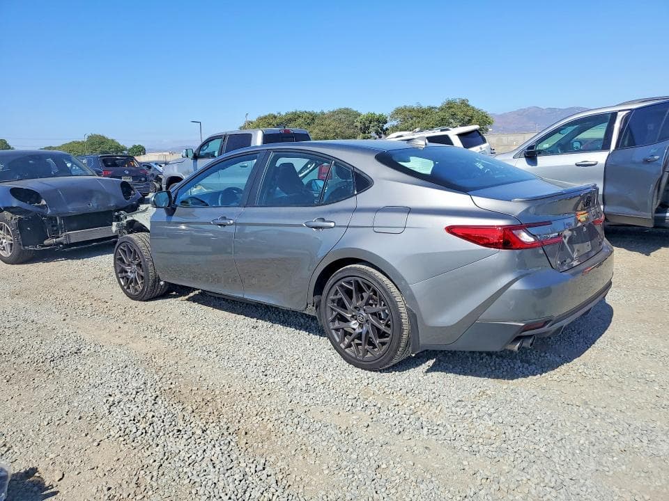 2025 TOYOTA CAMRY SE 2