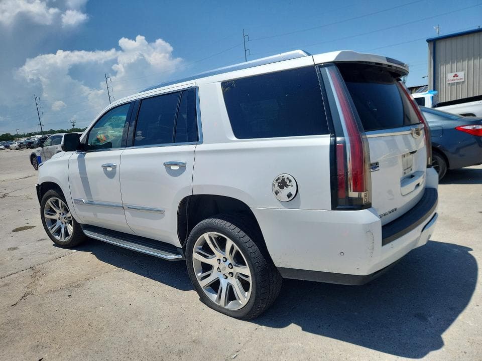2017 CADILLAC ESCALADE LUXURY 2