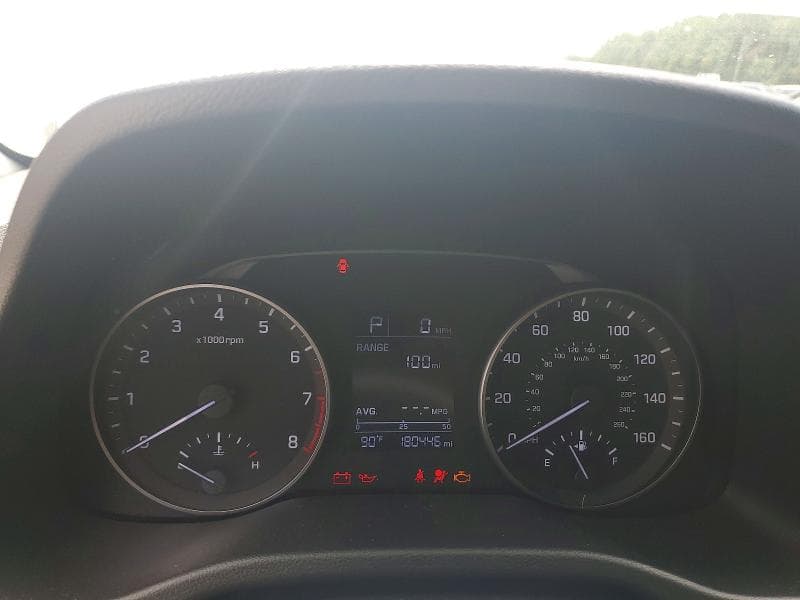 2017 HYUNDAI ELANTRA SE 9