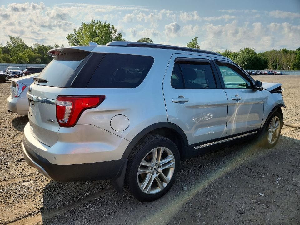 2017 FORD EXPLORER XLT 3