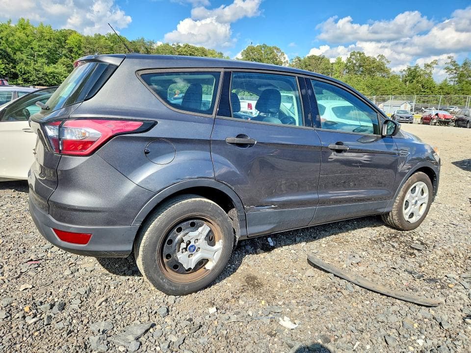 2017 FORD ESCAPE S 3