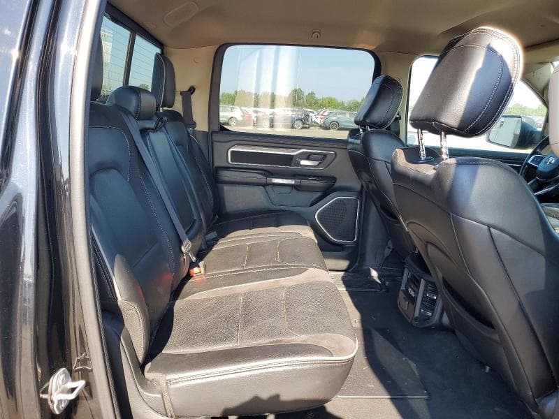2019 RAM 1500 LARAMIE 10