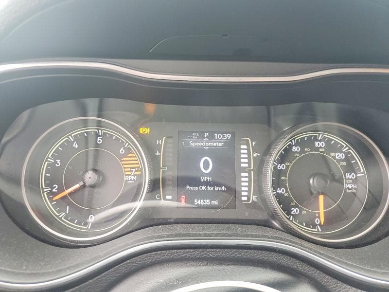 2019 JEEP CHEROKEE LATITUDE PLUS 9