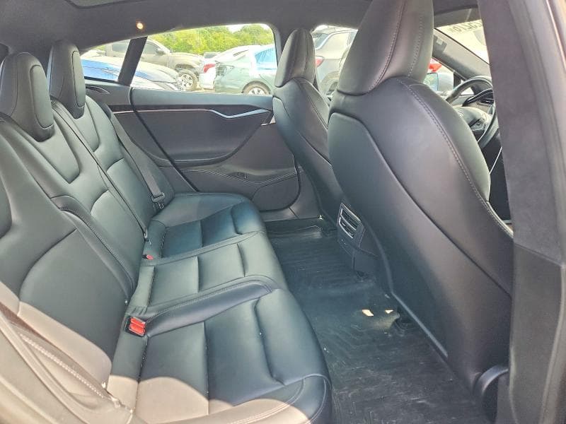 2021 TESLA MODEL S 10