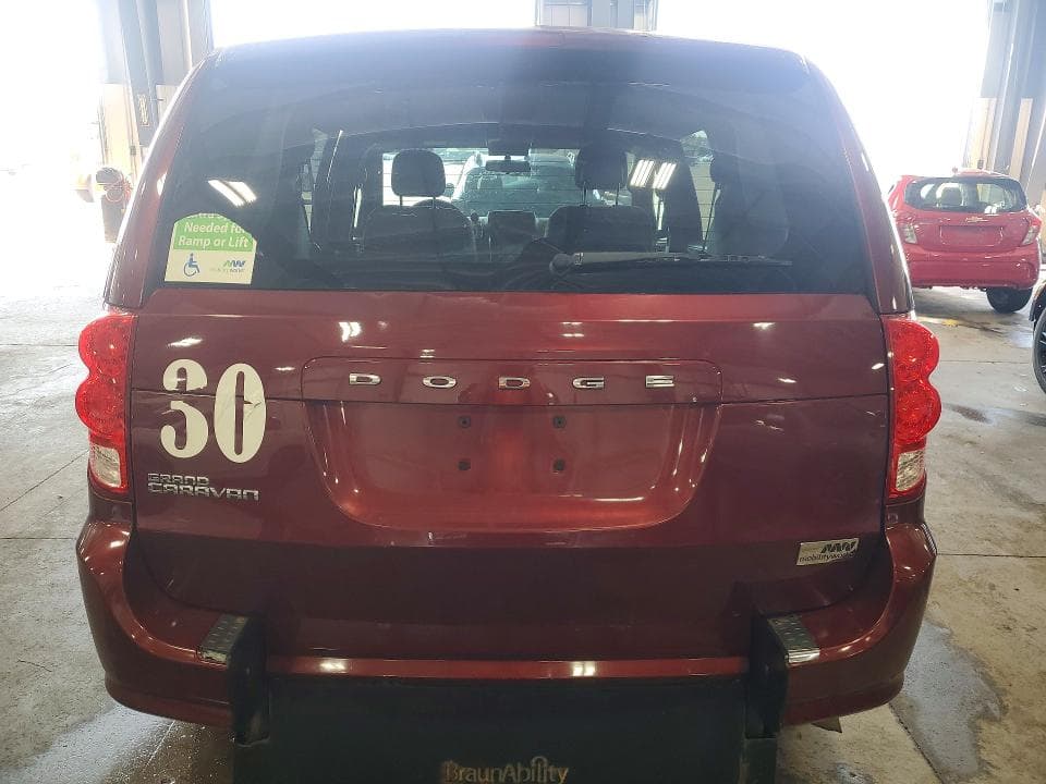 2017 DODGE GRAND CARAVAN SE 6