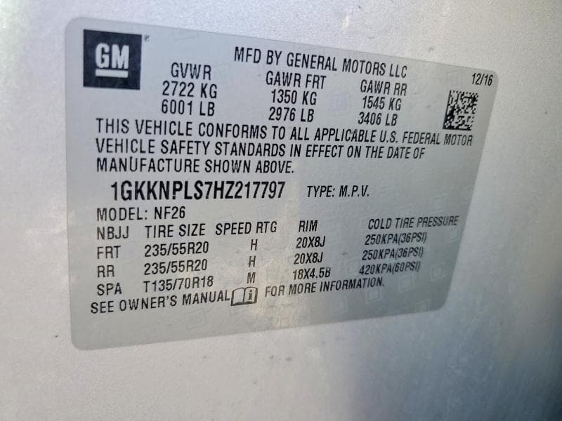 2017 GMC ACADIA DENALI 13