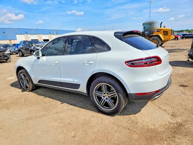 2017 PORSCHE MACAN 2