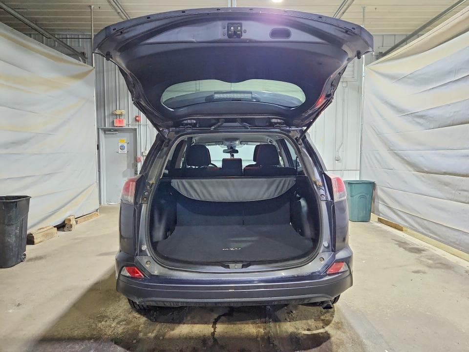 2018 TOYOTA RAV4 LE 6