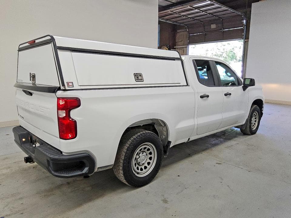 2019 CHEVROLET SILVERADO C1500 3