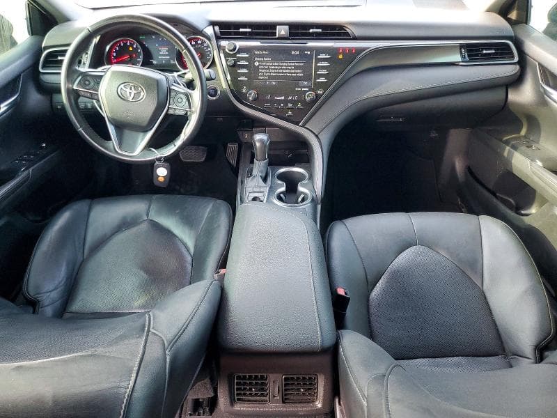 2020 TOYOTA CAMRY XSE 8