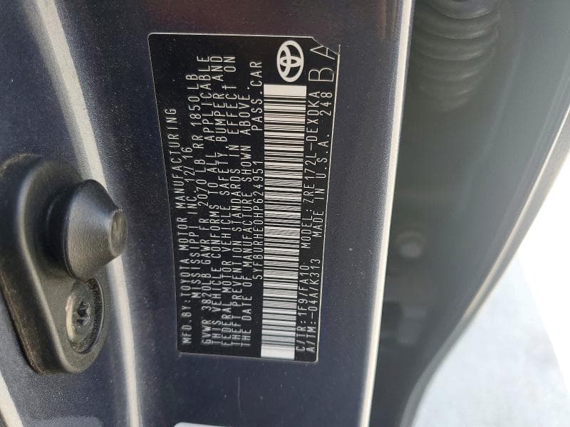 2017 TOYOTA COROLLA L 12