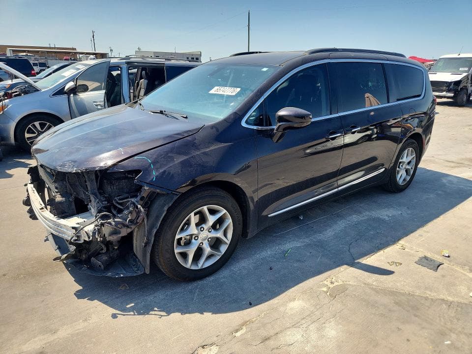 2017 CHRYSLER PACIFICA TOURING L - 1