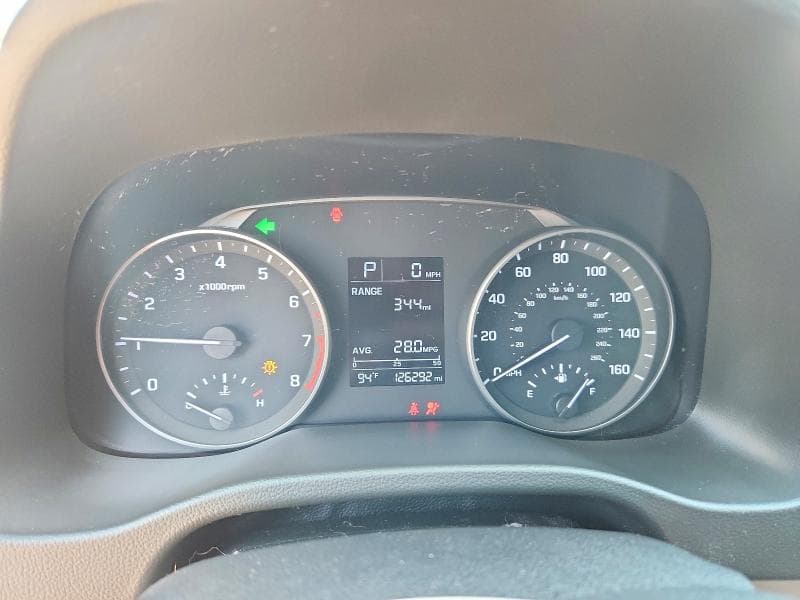 2017 HYUNDAI ELANTRA SE 9
